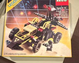 LEGO Blacktron Battrax