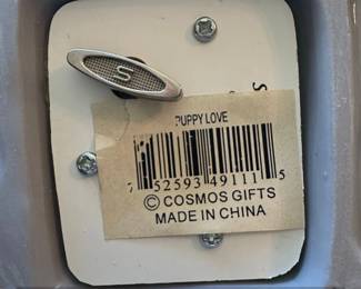 Cosmos Gifts Puppies on Garden Steps Musical Figurine second image