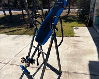 Inversion table