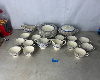 Flowered Serving Set