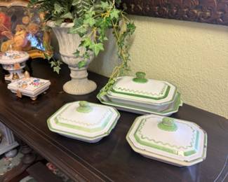 Set of Klafrestrom enameled cast iron baking dishes or casseroles with a green sailboat design, made in Sweden, pedestal vase and pretty black sofa table