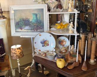 framed art, pretty solid wood tables, lamps