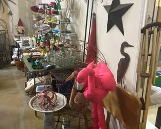 Yard art and accessories