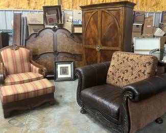 Cozy living room chairs