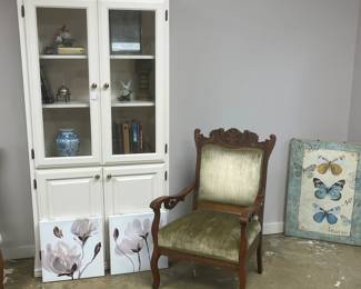 Smaller storage pieces for the girls