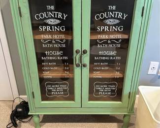 Beautiful Display Cabinet!