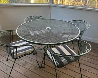Excellent outdoor patio furniture!