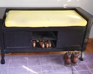 STORAGE BENCH - WITH CUSHION