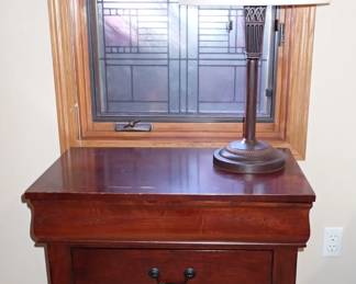 NITE STAND - LAMP