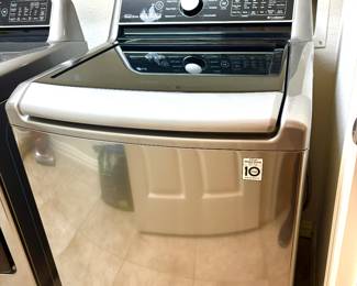 LG Electric washer and dryer