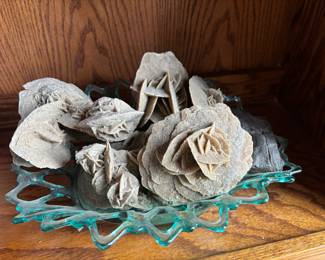 Desert roses made for Saudi sand