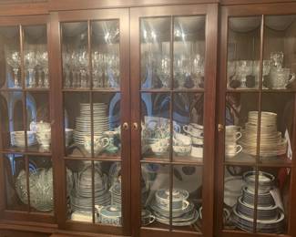 Ethan Allen lighted china cabinet