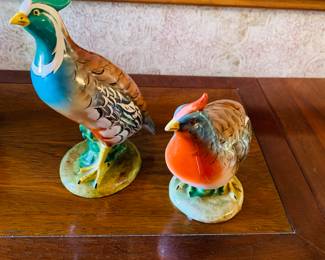 Italian Majolica hand painted Zaccagnini birds MCM. 