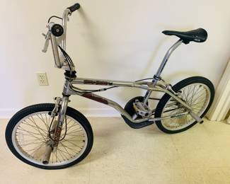 Haro Bikes with Basher bar--mid 1990's BMX bike3