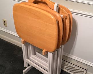 Nice set of tv trays
