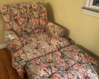 Very comfortable floral chair and ottoman set