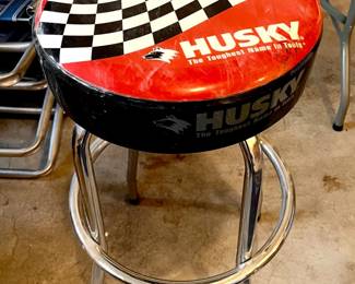 178 HuskyToolsShopStool