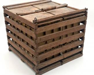 119 VintageWoodenEggCrate