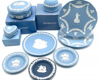 106 VarietyofSmallWedgwoodJasperwarePieces