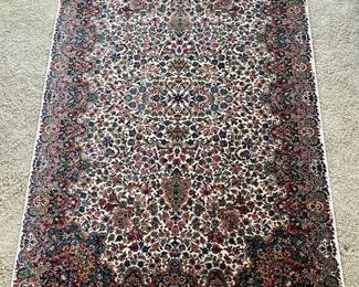 21 Karastan59x9FloralKirmanPatternWoolPileRug