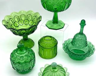 81 VintageGreenGlassLotFeaturingMoonandStarCrimpedCompoteDish