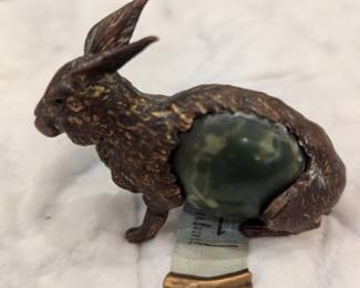 Tiny bunny tape measure 