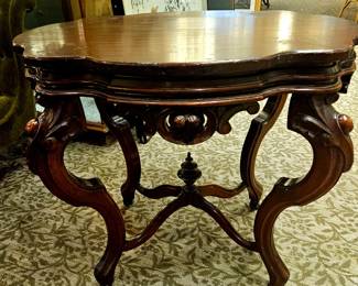 Beautiful table early 20th c