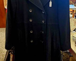 Searle Blatt Studio Black camel hair, womens size small, double breasted coat. Statement piece.  