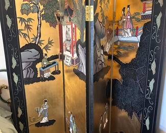Oriental Decorative Screen/Room Divider