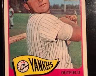 1996 Topps Mickey Mantle Commemorative Set (19 cards) also includes the Bowman Rookie Mantle reprint and comes with a quality custom wooden wall plaque engineered to hold 5 rows of encased and sealed Cards at 4 cards per row a picture of the plaque with cards will follow. The cards and plaque will be selling as a set with price to be determined.