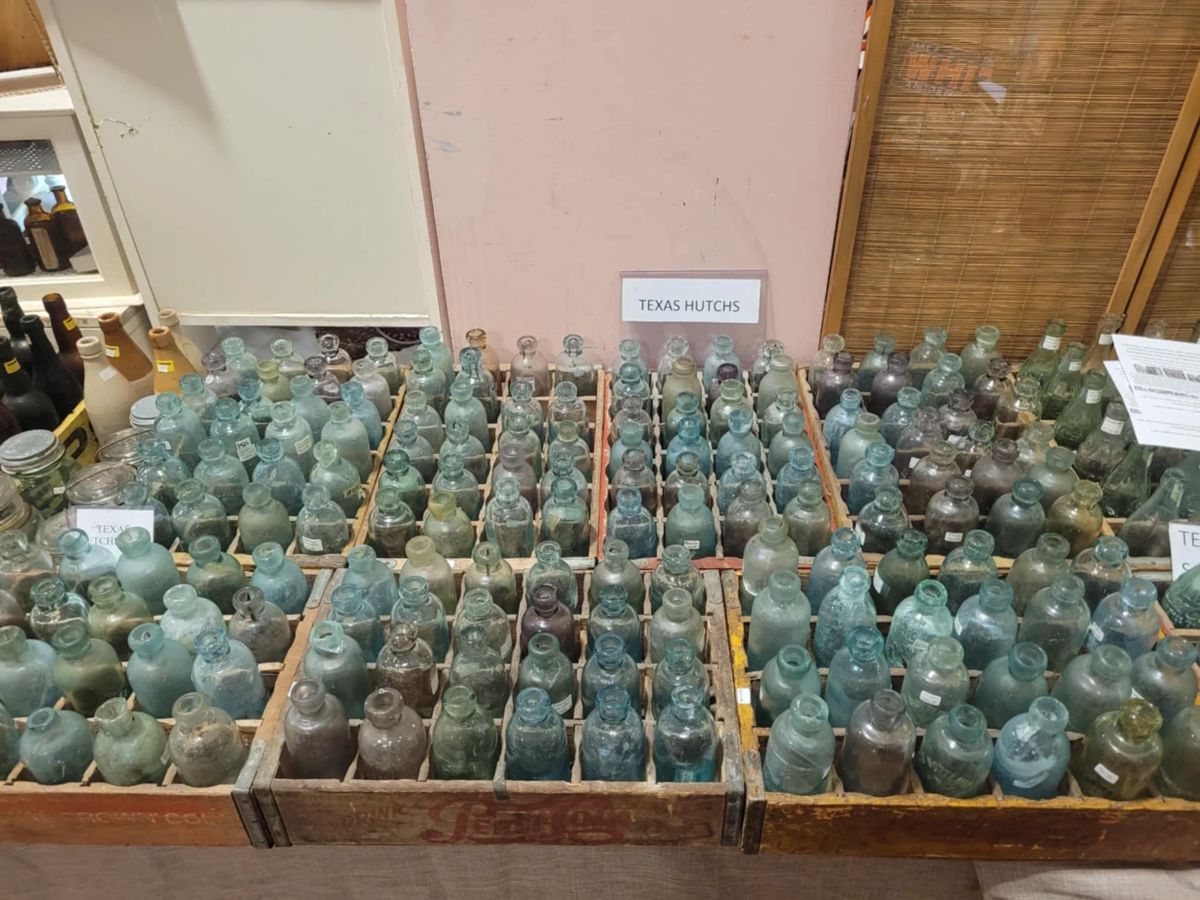 texas hutch bottles texas hutchinsons