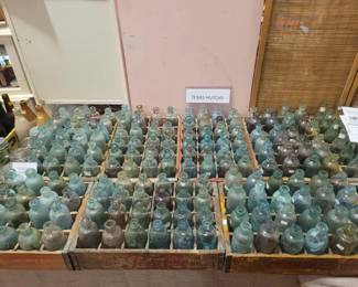 texas hutch bottles texas hutchinsons