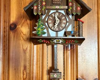 Cuckoo clock 