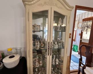 Display cabinet 