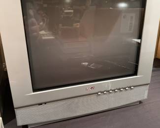 Vintage RCA True Flat 14” TV