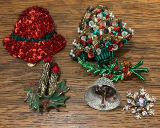 Vintage Christmas Jewelry 