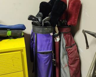 Mens and ladies golf clubs