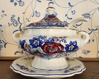 Transfer warehouse tureen