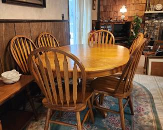 Oak dining table & 6 chairs