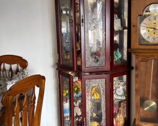 Curio cabinet