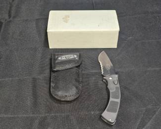 Rare Discontinued Microtech Amphibian Auto