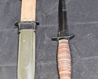 Unmarked US Military Fighting Knife with Scabbard