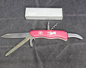 Victorinox Hunter Red 53641 Swiss Army Knife