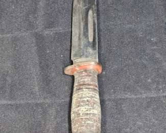 VIntage WWII 225Q Cattaraugus Knife