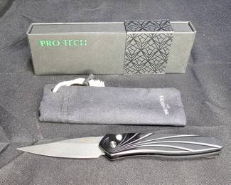 Pro-Tech Newport Wave 3D Swirl Black