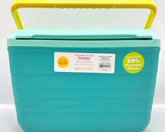 New Sun Squad 10 Quart Cooler Picnic Basket
Lot #: 123