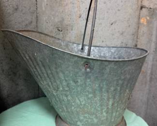 VINTAGE GALVANIZED COALASH BUCKET FIREPLACE SCUTTLE