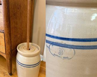 Antique Pottery 3 Gallon Crockware Butter
Churn
