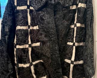 Curly Sheep wool coat 