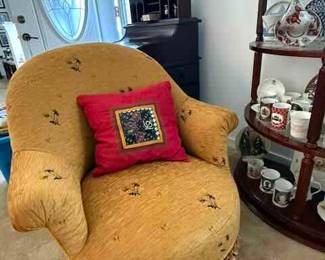 Antique Settee and pair of chairs 